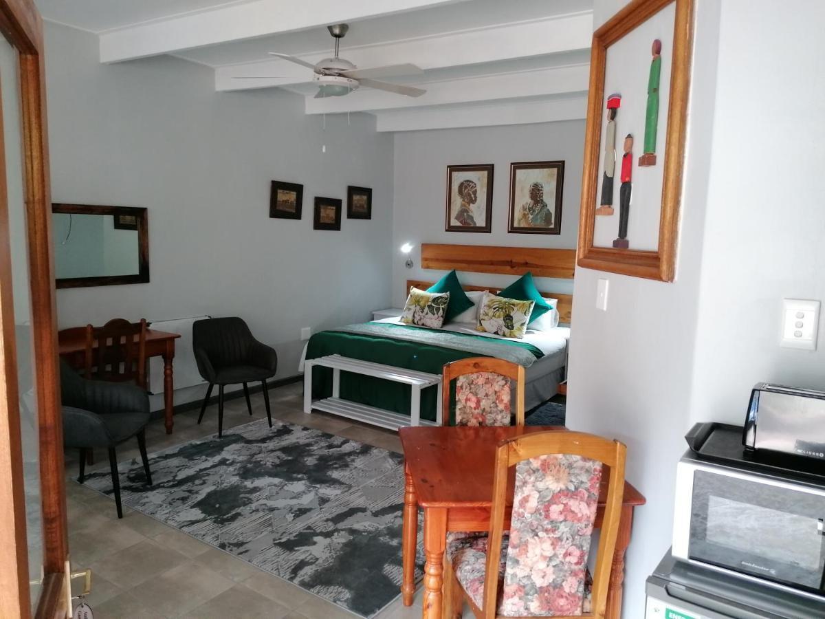 סוולנדאם Aanhuizen Guest House מראה חיצוני תמונה